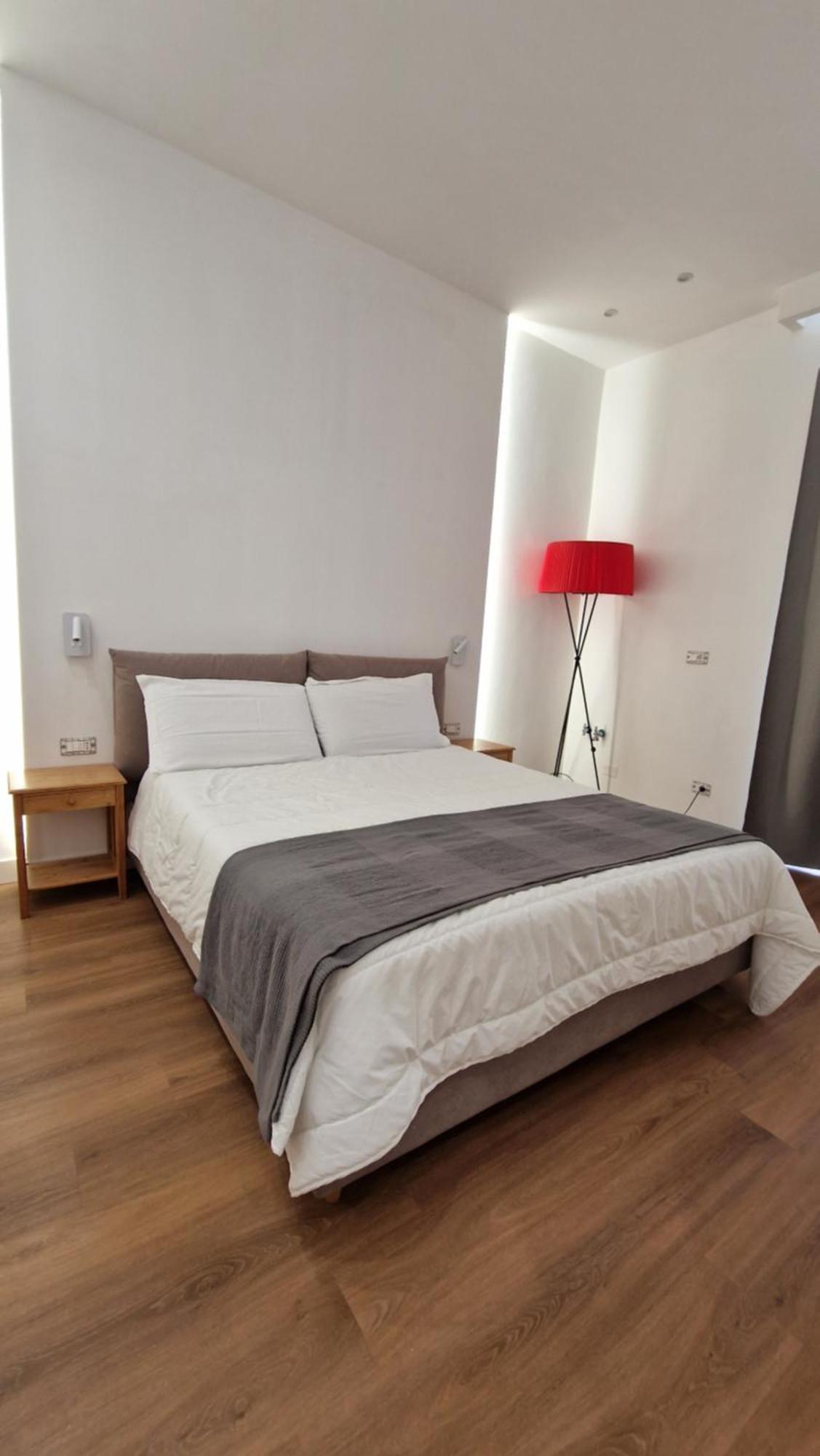 نابولي B&B City Center الغرفة الصورة
